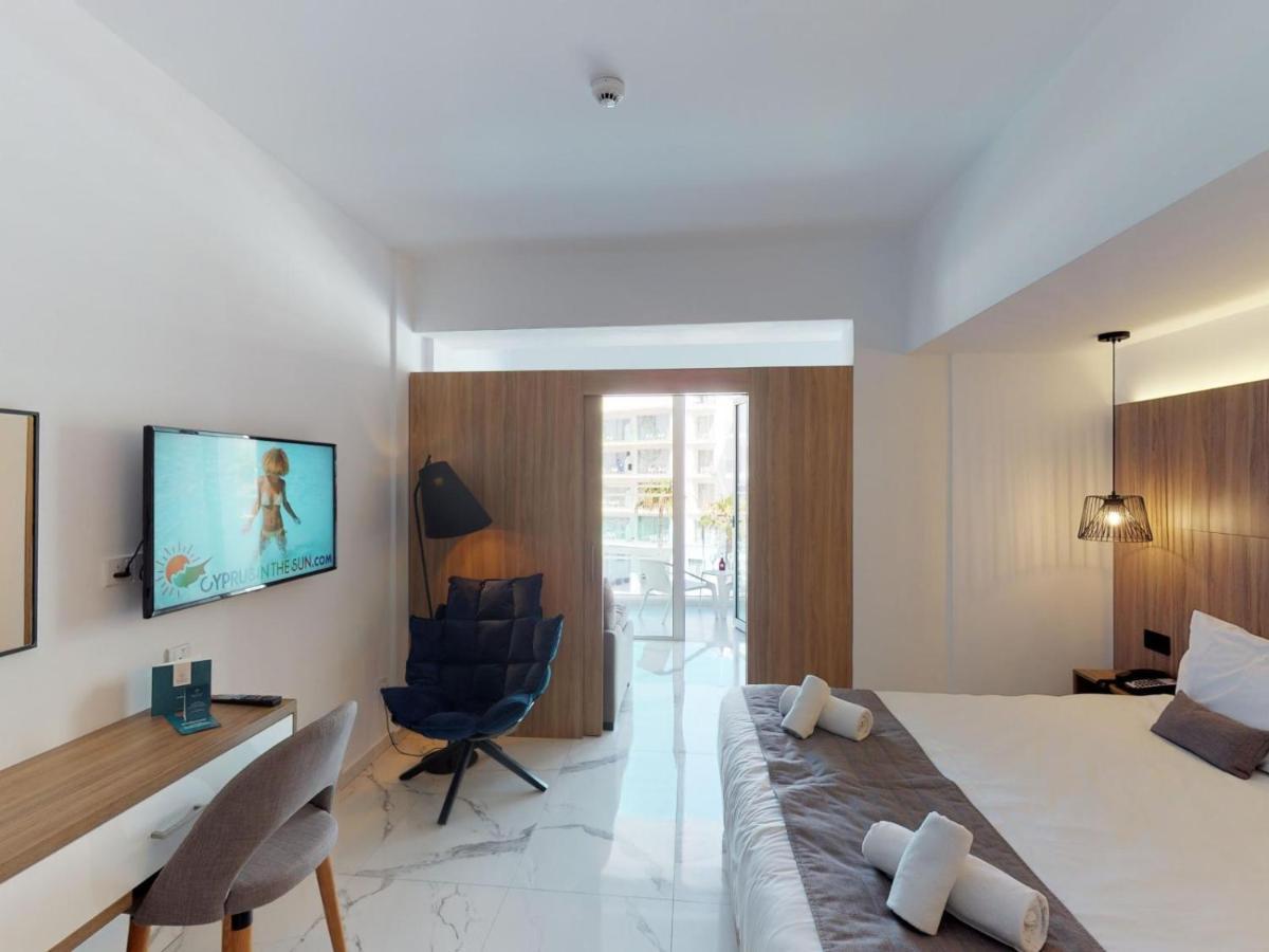 The Blue Ivy Hotel & Suites (Adults Only) Protaras Buitenkant foto